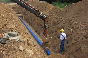 Vandentiekio, nuotekų tinklų projektavimas ir statyba Daniliškėse. Darbų apimtis 7,8 m tinklų, nuotekų siurblinės statyba